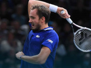 Thể thao - Paris Masters ngày 4: Medvedev suýt thua, Ruud đoạt suất ATP Finals