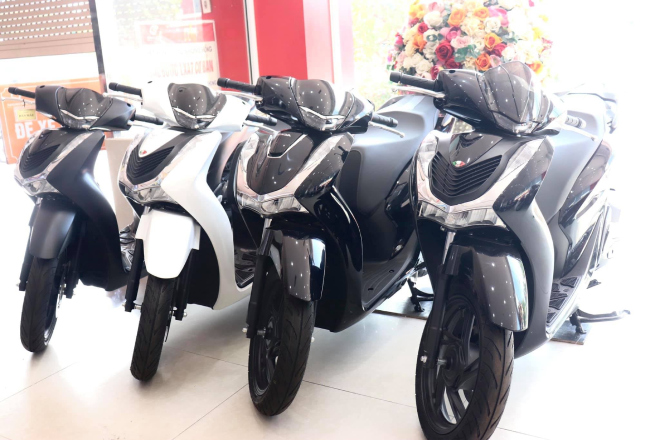 Bảng giá Honda SH 125i mới nhất tháng 11/2021, chênh cao ngất - 1