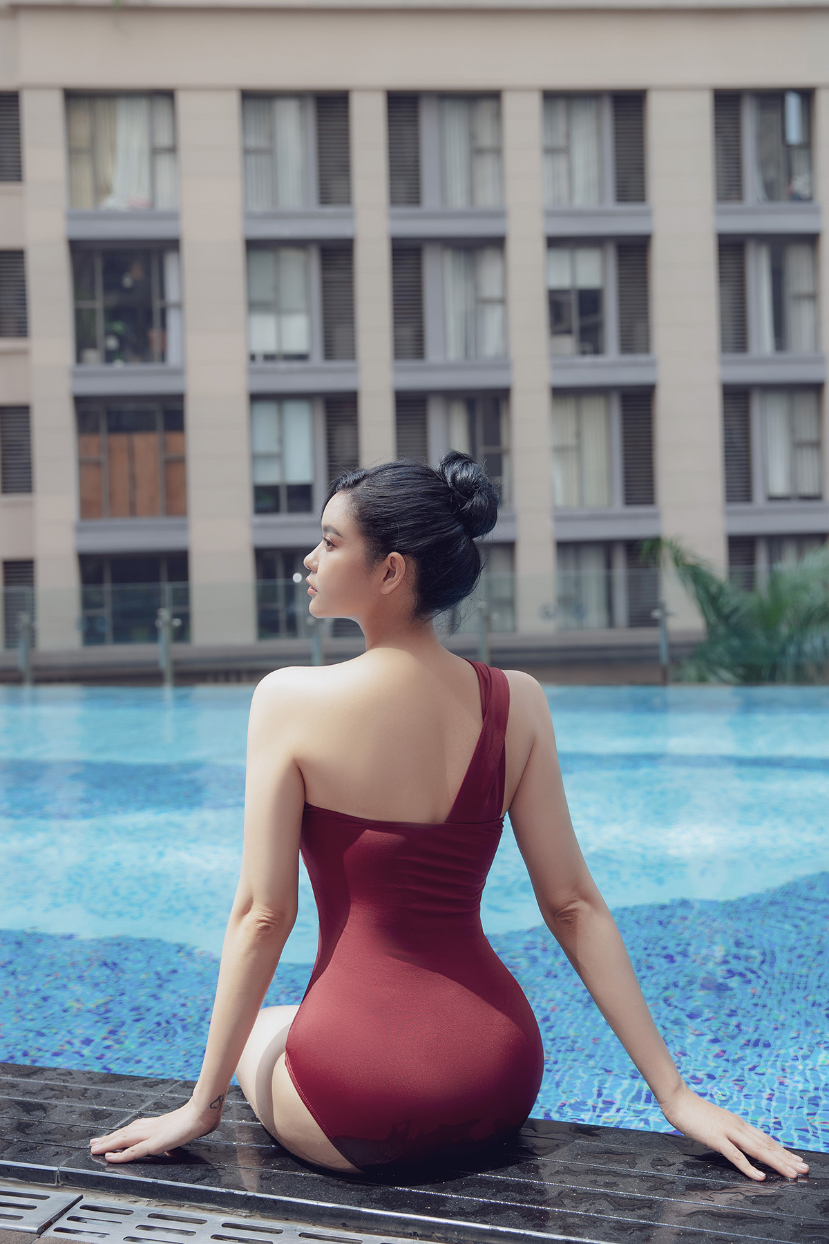 Trương Quỳnh Anh diện bikini khoe dáng đẹp ở tuổi 30 - 8