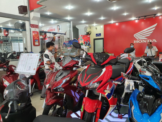 Honda Winner X được hãng xe giảm giá từ 1-11 đến hết năm 2021. Ảnh: TN