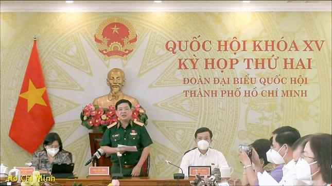 Đại biểu Quốc hội, Thiếu tướng Phan Văn Xựng phát biểu tại điểm cầu TPHCM