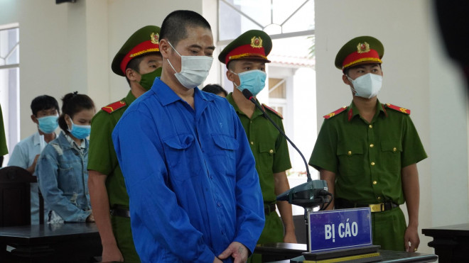 Bị cáo Phạm Văn Dũng tại phiên xử sáng 10-11