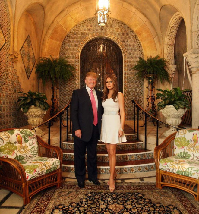 Gia đình cựu Tổng thống Trump nghỉ dưỡng trong dinh thự riêng