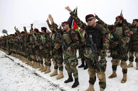 Nhờ 300.000 "binh sĩ ma", Taliban chiếm Kabul nhanh đến mức thế giới "ngã ngửa"