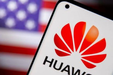 Tổng thống Mỹ ký luật tăng cường ngăn chặn Huawei, ZTE