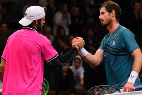 Murray đấu 3 set kịch tính tứ kết Stockholm Open, đối thủ bất ngờ ca ngợi điều này