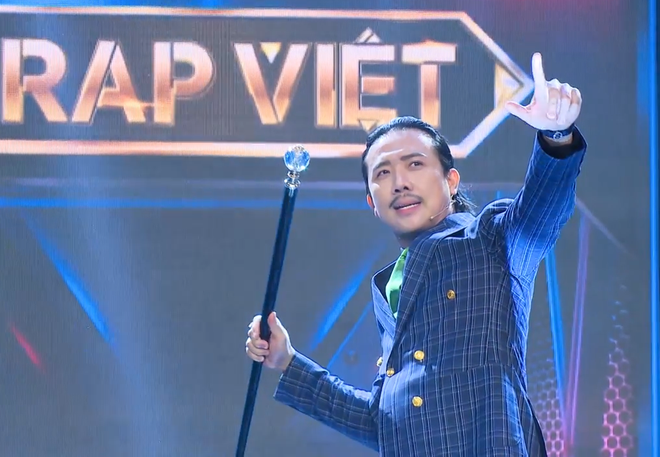 Nam MC bị chê già với diện mạo trên Rap Việt