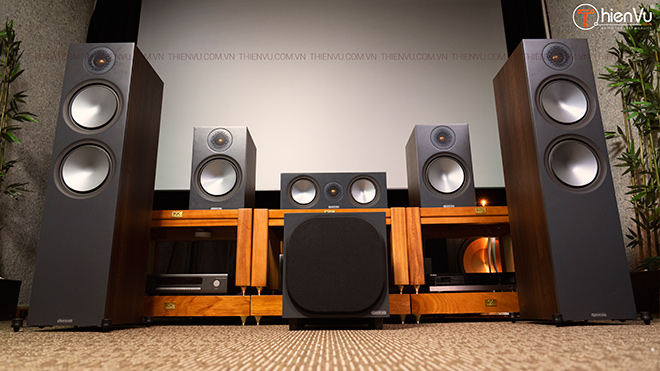 Cuối năm người dân đổ xô mua sắm dàn nghe nhạc xem phim karaoke giải trí tại nhà hậu Covid - 2