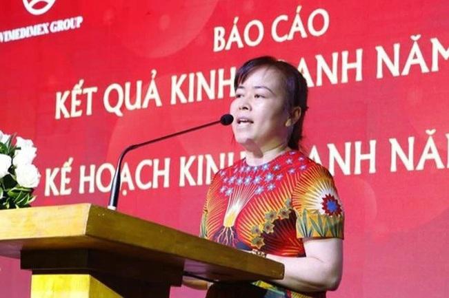 "Nữ tướng" Vimedimex Nguyễn Thị Loan bị bắt để điều tra về hành vi vi phạm quy định về hoạt động bán đấu giá tài sản.