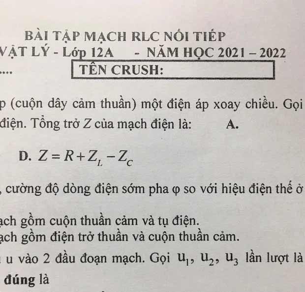 Giáo viên phát phiếu bài tập cho học sinh, xem phần điền tên khiến tất cả &#34;rơi nước mắt&#34; - 1