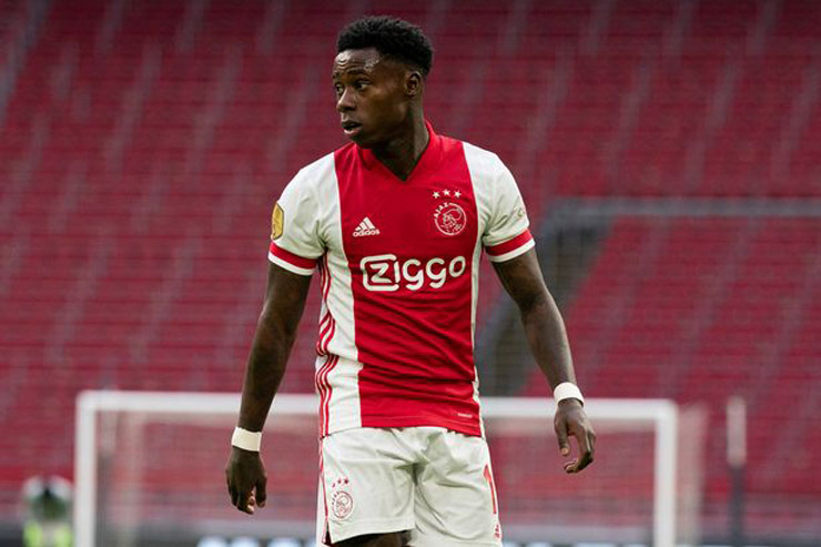 Quincy Promes từng thành danh ở Ajax Amsterdam và vừa bị cảnh sát Hà Lan cáo buộc tội giết người khi rút dao đâm trọng thương anh họ của mình