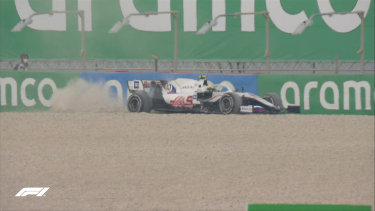 &nbsp;Tai nạn suýt chút nữa xảy ra với Schumacher