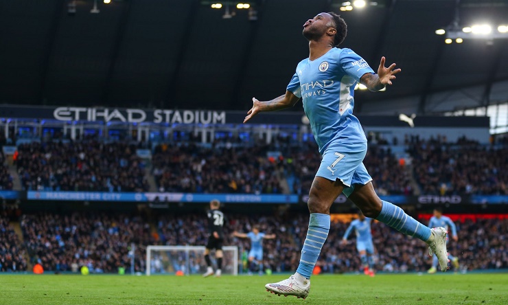 Sterling ghi bàn thắng duy nhất trong hiệp 1 cho Man City