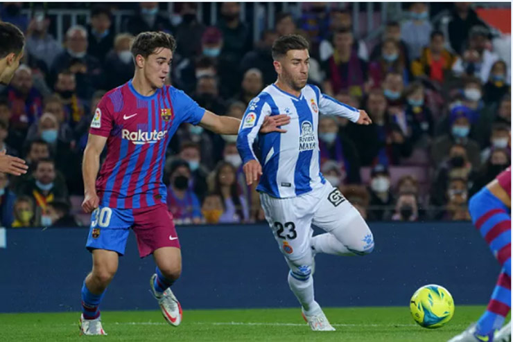 Thế trận căng thẳng khó lường giữa Barca và "người hàng xóm" Espanyol