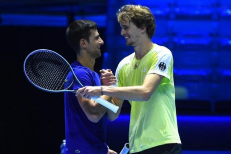 Djokovic nể phục Zverev vô địch ATP Finals, Nadal bao giờ trở lại (Tennis 24/7)?