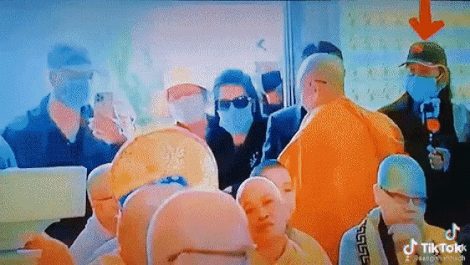 Sau ồn ào "14 tỷ từ thiện", Hoài Linh lại có động thái gây xôn xao - 2