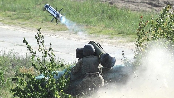 Tên lửa Javelin được coi là nỗi khiếp sợ của xe tăng trên chiến trường.