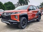 Tin tức ô tô - Cận cảnh xe bán tải Mitsubishi Triton Athlete tại đại lý