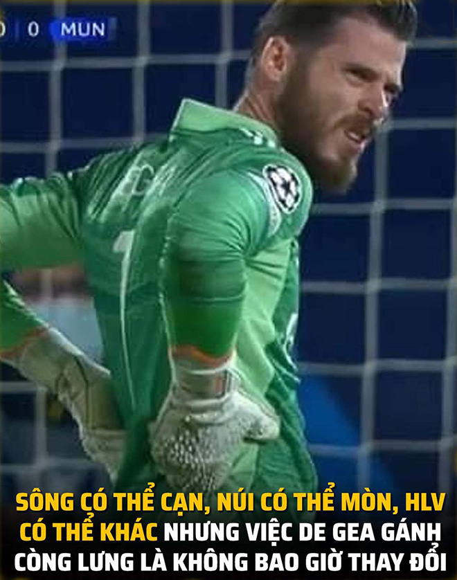 Hình ảnh De Gea "còng lưng" sau những ngày tháng gồng gánh MU.