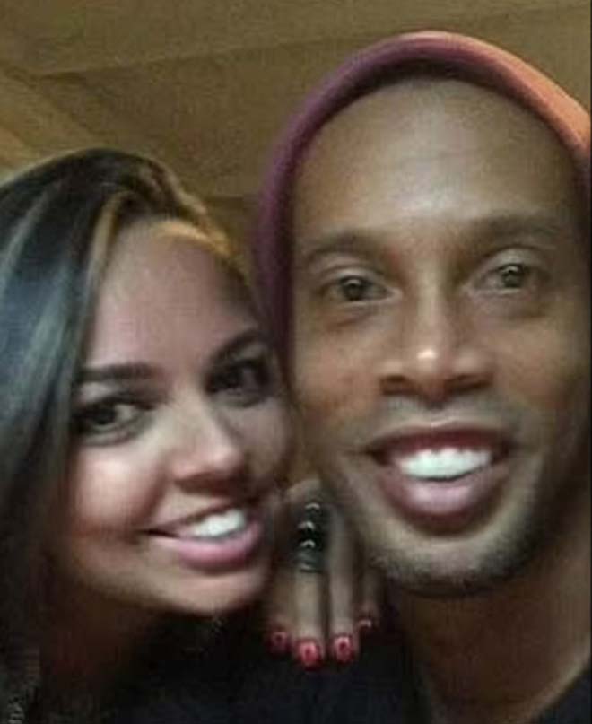 Ronaldinho và&nbsp;Priscilla thời còn mặn nồng