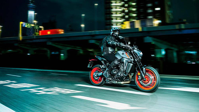 Ở đời xe năm 2022, Yamaha MT-09 được nâng cấp khá nhiều về kết cấu cũng như thiết kế
