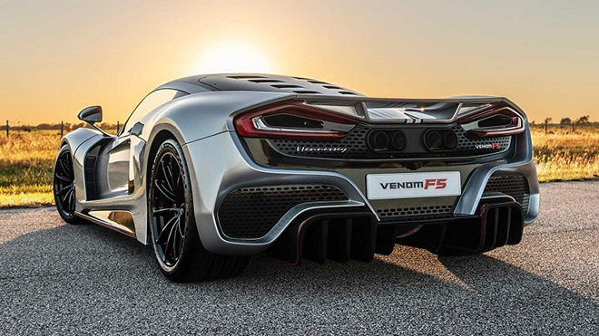 &#34;Chúa tể tốc độ&#34; Hennessey Venom F5 đầu tiên xuất xưởng - 8