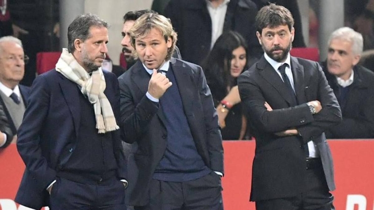 Ban lãnh đạo Juventus bị cảnh sát điều tra