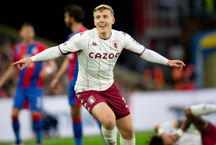 Matt Targett ghi bàn mở tỷ số cho Aston Villa trên sân của Crystal Palace