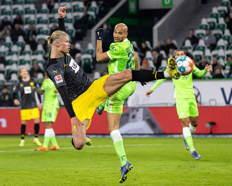 Erling Haaland ghi bàn đánh dấu màn tái xuất ấn tượng cho Dortmund&nbsp;sau hơn 1 tháng dưỡng thương