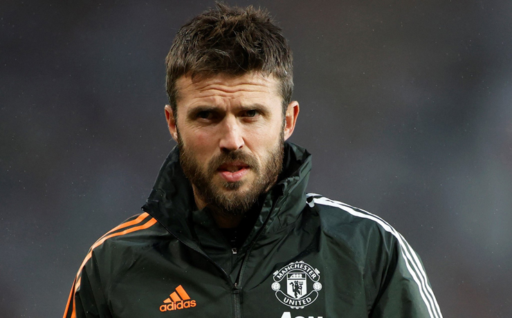 Carrick sẽ tiếp tục dẫn dắt MU trong trận đấu với Arsenal