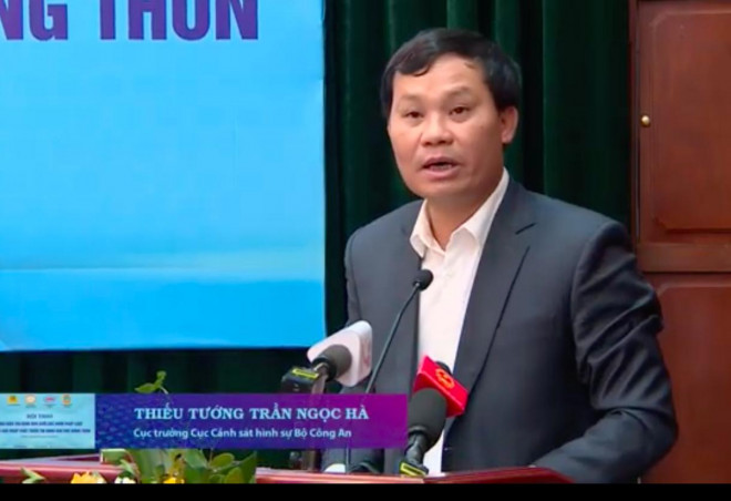 Thiếu tướng Trần Ngọc Hà phát biểu tại hội thảo (ảnh chụp qua màn hình trực tuyến)