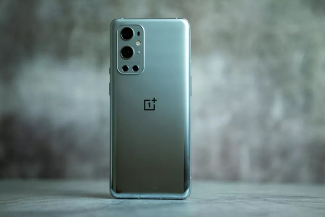 OnePlus 9 Pro.