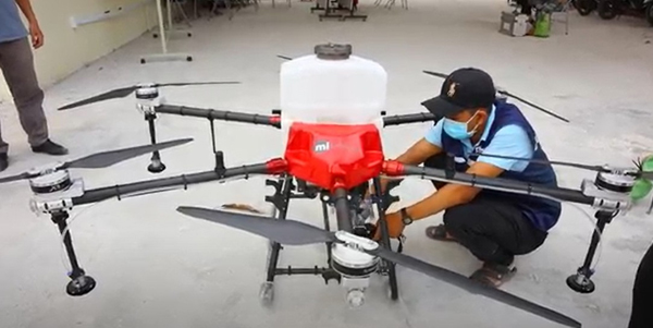 Phương thức dùng drone để thả hạt giống giúp tăng khả năng nảy mầm.