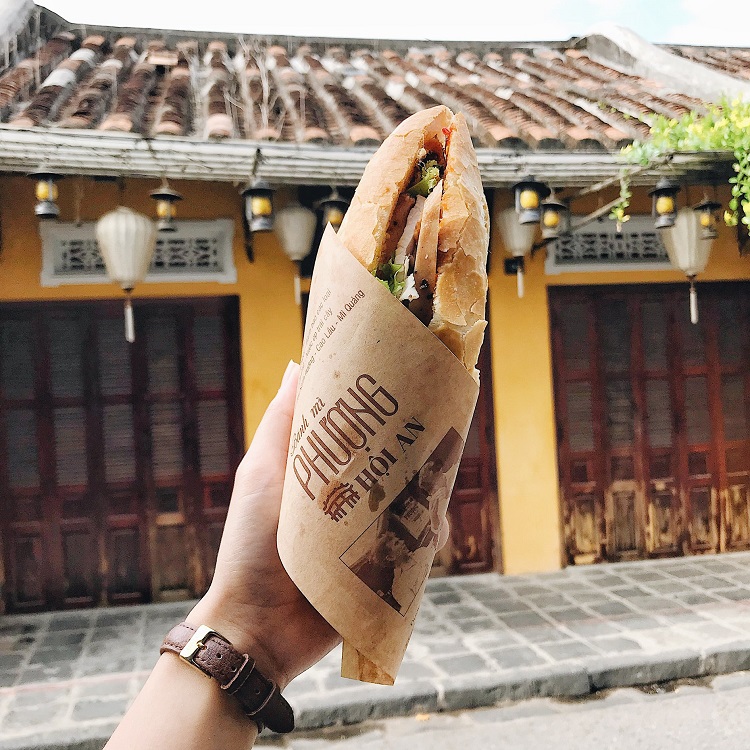 Bánh mỳ, món ăn bình dân của người Việt, được thực khách khắp nơi trên thế giới ưa chuộng.