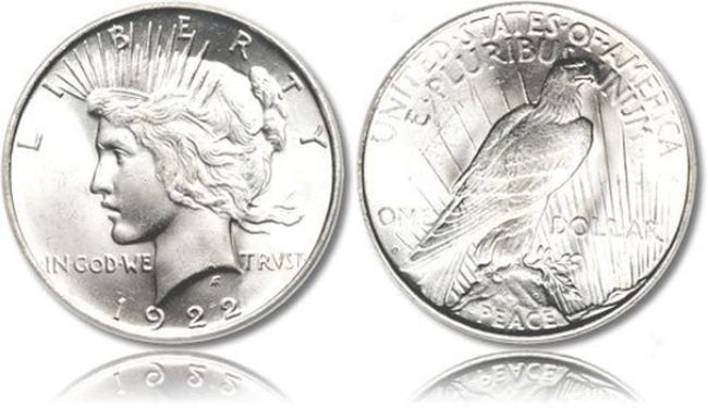 Ở Mỹ, người ta tin rằng đồng xu “hòa bình” của nước mình mang lại may mắn cho bất cứ ai nhận được. Đây được xem là đồng xu may mắn bởi nó được khắc hình Nữ thần Tự do.
