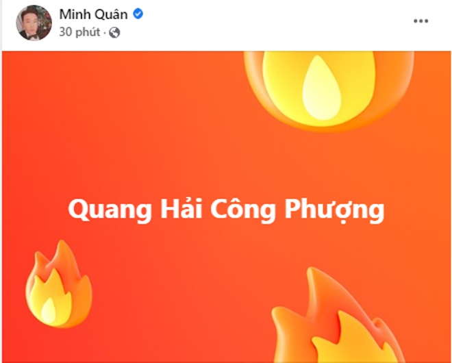 Hết hiệp 1, nam ca sĩ Minh Quân cũng hô vang tên hai cầu thủ xuất sắc đã ghi bàn cho tuyển Việt Nam