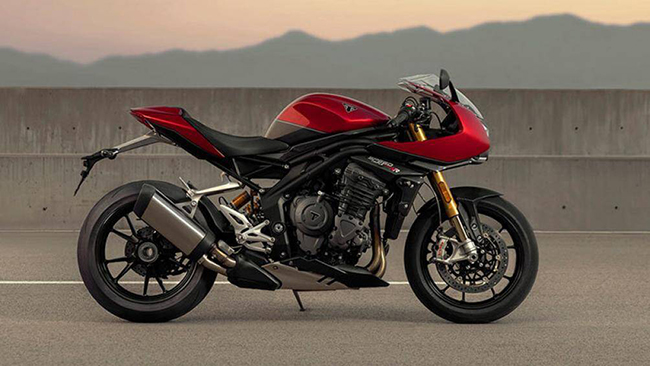 2. Triumph Speed Triple 1200 RR 2022
