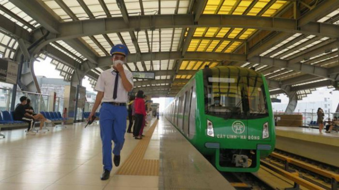 Tuyến metro Cát Linh - Hà Đông có chiều dài hơn 13km đi trên cao, trên tuyến có 12 nhà ga