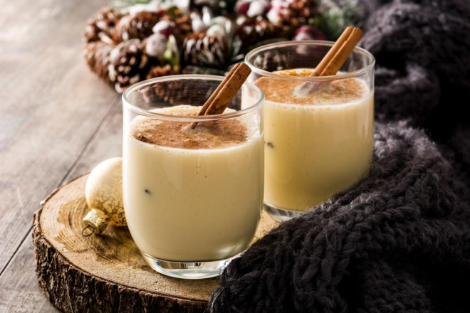 Eggnog đồng nghĩa với Giáng sinh- Shutterstock