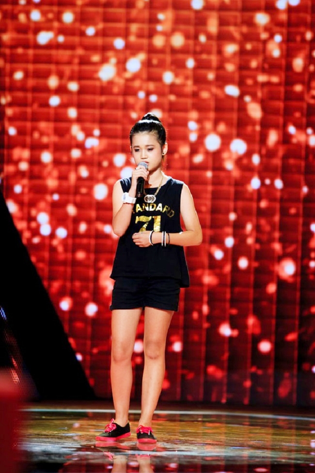 Diệp Hoàng Phương Quyên (biệt danh Pittu Quyên) từng là một trong những thí sinh nổi bật của chương trình Giọng hát Việt nhí 2014. Khi đó, Phương Quyên gây ấn tượng bởi giọng hát trong trẻo cùng phong cách thời trang năng động, cá tính. 
