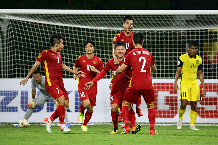 ĐT Việt Nam đại thắng Malaysia tối ngày 12/12.