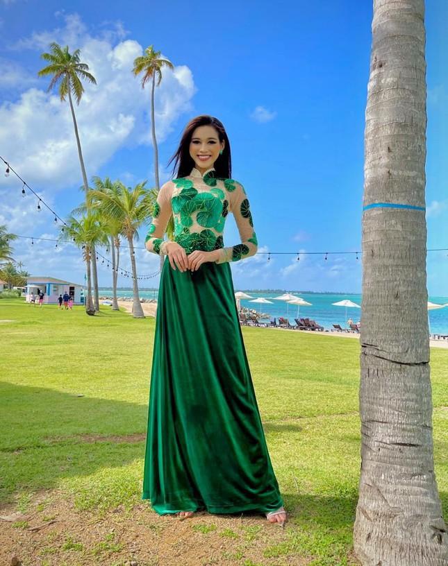 Đỗ Thị Hà đang dần đi tới chặng đường cuối cùng của cuộc thi Miss World 2021.