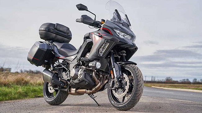 9. Kawasaki Versys 1000 S Grand Tourer 2021
