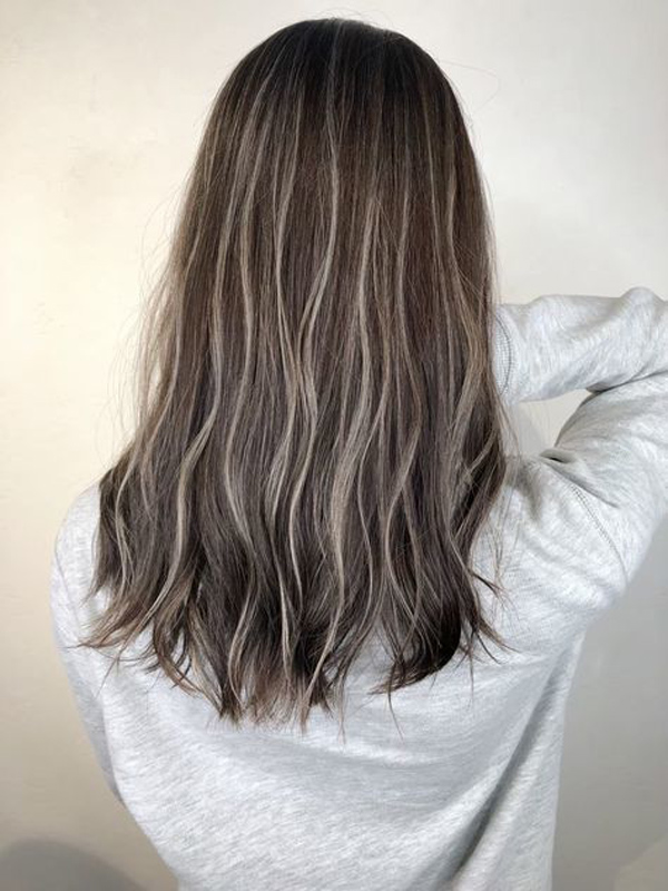 4 cách nhuộm tóc highlight sành điệu nhất năm 2021 - 11