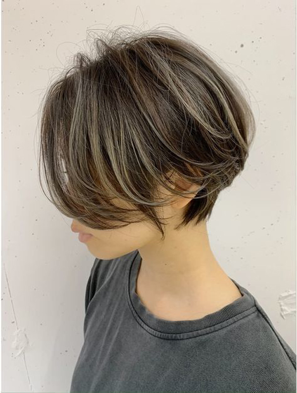 4 cách nhuộm tóc highlight sành điệu nhất năm 2021 - 13