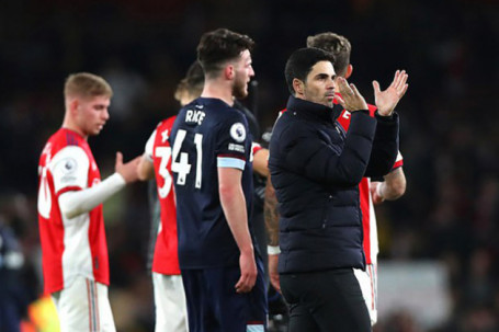 Arteta phấn khích vì Arsenal lọt top 4, tuyên bố chốt xong đội trưởng mới