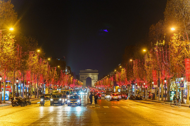 Giáng sinh tại Paris lộng lẫy như một câu chuyện cổ tích - 3