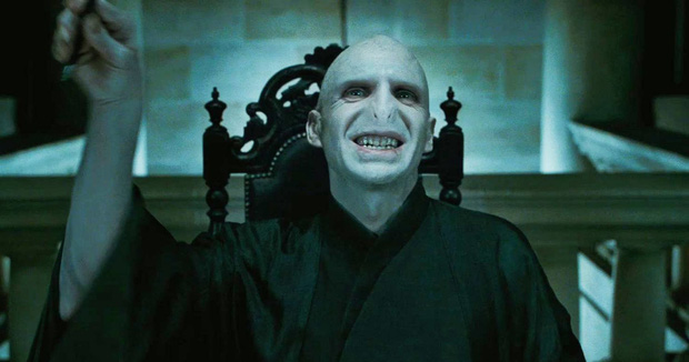 5 vai phản diện tàn độc nổi tiếng TG: Nhan sắc thật của Voldemort cũng chưa bằng người này - 6