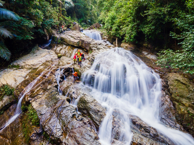 Vẻ đẹp hút hồn như chốn &#34;bồng lai tiên cảnh&#34; ở Động Châu - khe Nước Trong - 9