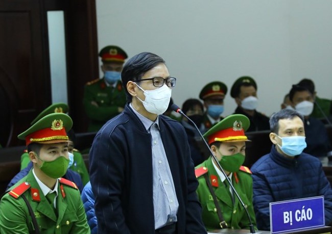 Bị cáo Nguyễn Văn Tứ - Cựu Giám đốc Sở KH&amp;ĐT Hà Nội tại phiên toà. Ảnh TTX